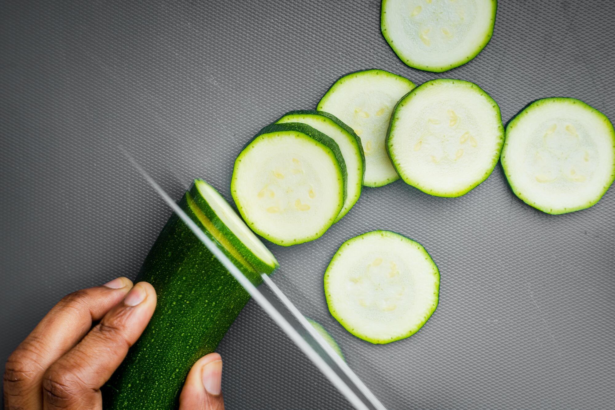 What batter to fry zucchini in to make them tender and golden: an elementary idea