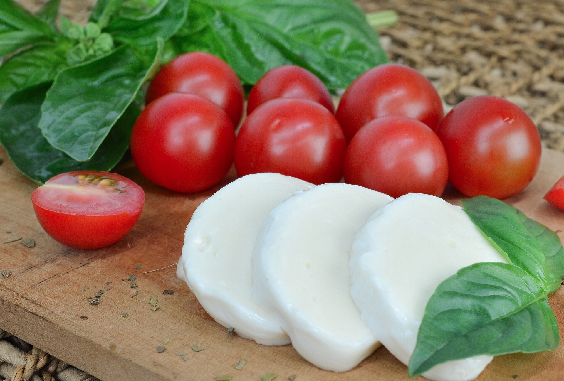 Tomatoes and cheese