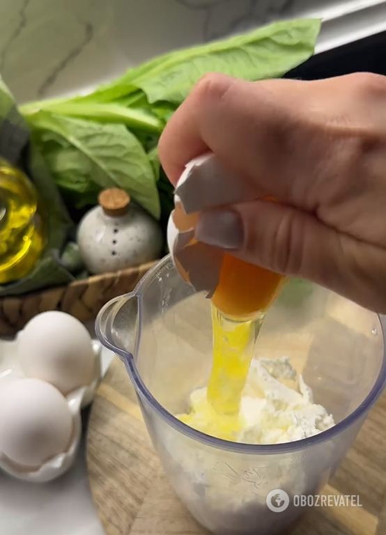 How to make homemade cheese pita bread in the oven: better than store-bought