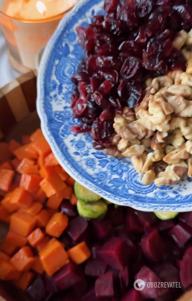 Beets, nuts for salad