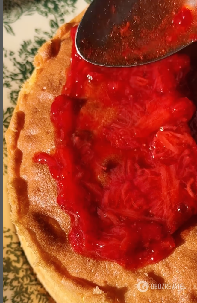 Strawberry soaking