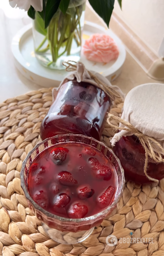 Strawberry jam: how to make it thick and healthy