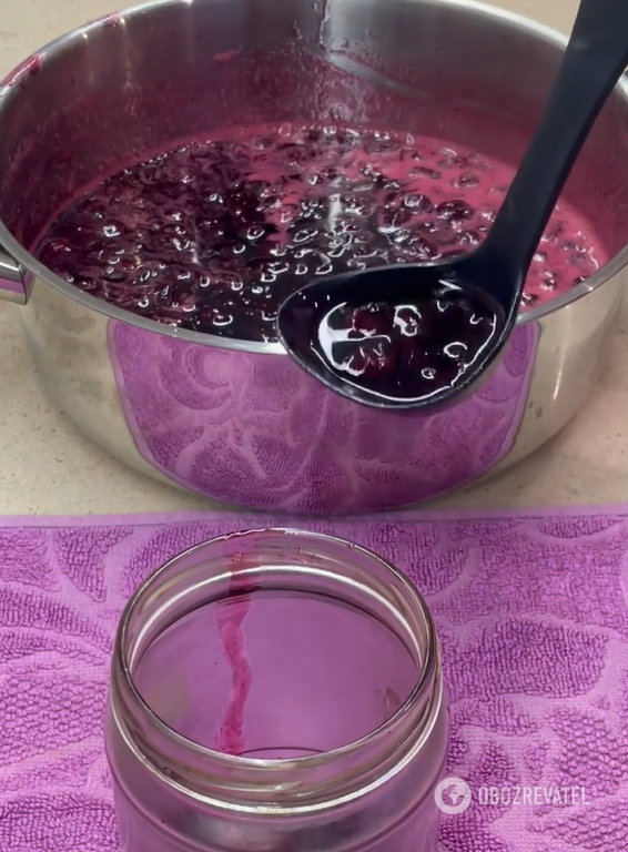 The most delicious cherry jam for the winter: main secrets