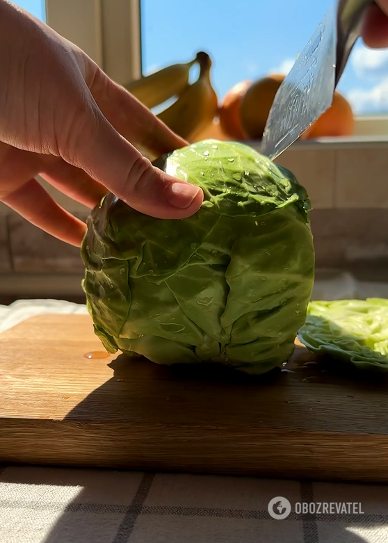 The best way to cook young cabbage: recipe for vegetable steaks