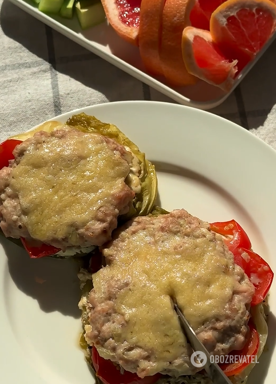 The best way to cook young cabbage: recipe for vegetable steaks