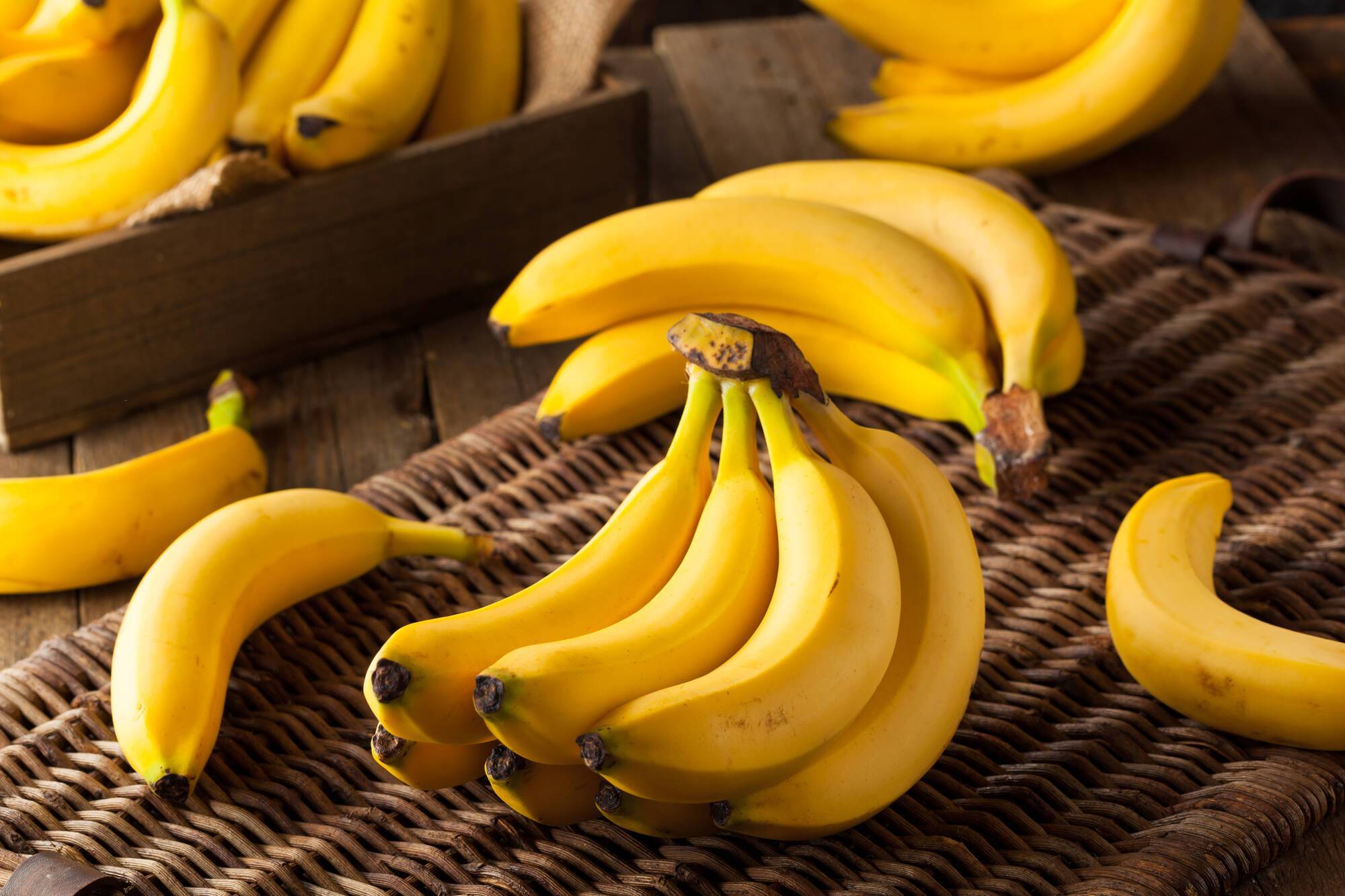 Nutritionists have named 15 reasons why you should eat bananas