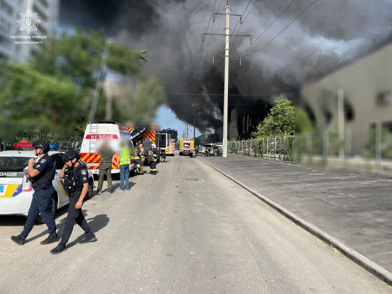 Okupanci zaatakowali Odessę: wybuchł pożar, są ofiary. Zdjęcia i wideo