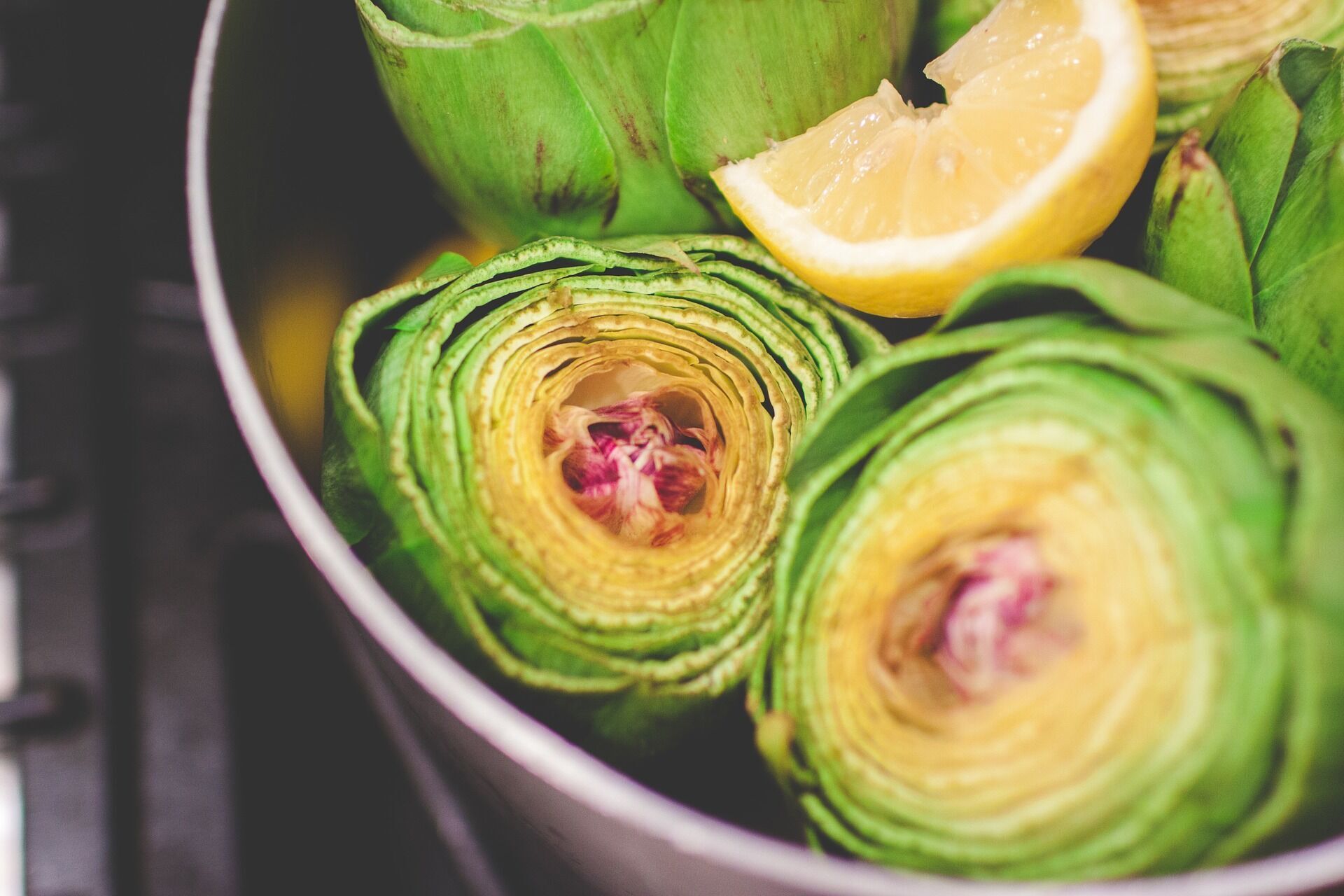 How to cook stuffed artichokes