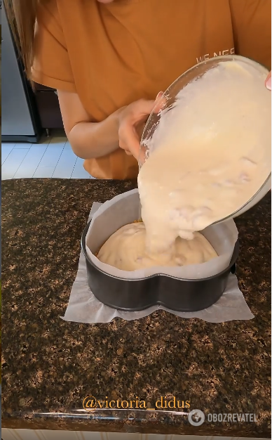 Pouring the mass into a mold