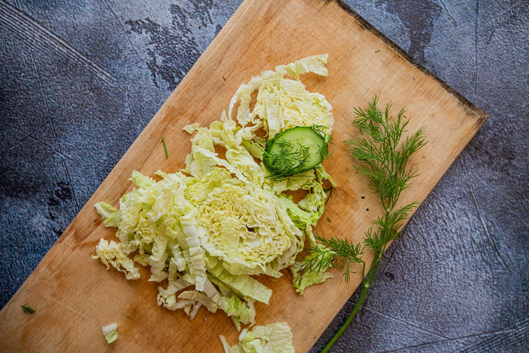 How to chop cabbage without a knife.