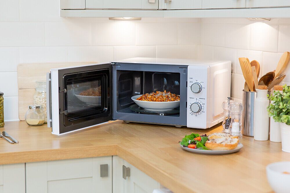 Never microwave food like this: you may ruin both your dinner and the appliance