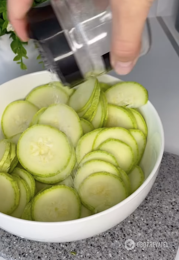 Raw zucchini