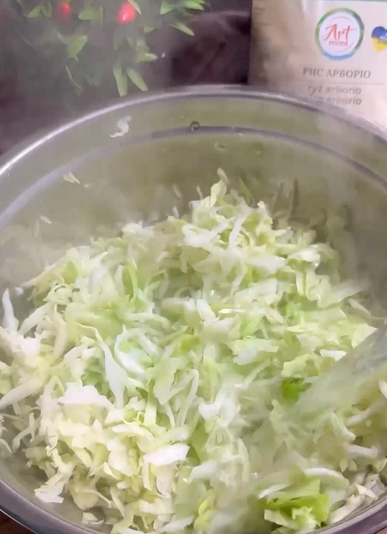 Lazy young cabbage rolls for lunch: what cereal is best to add to the minced meat