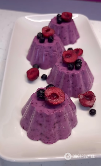 Berry mousse: how to make a bright and refreshing summer dessert