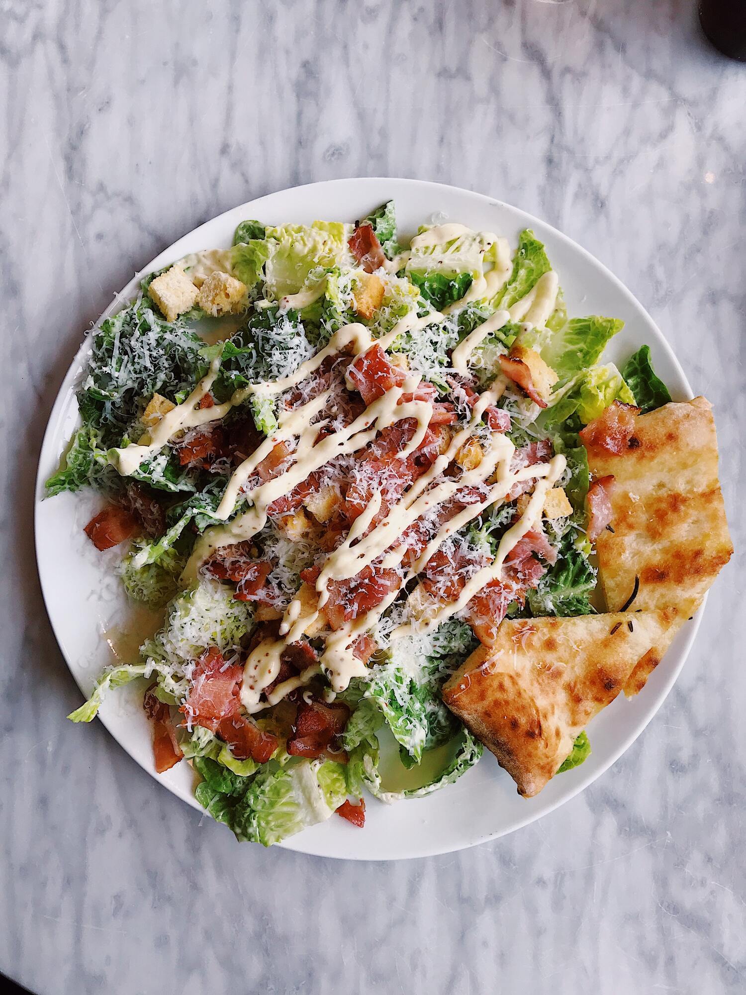 How to make delicious Caesar salad at home