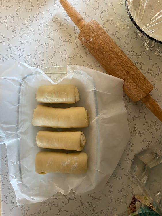 What to do to prevent pastries from sticking to the baking sheet