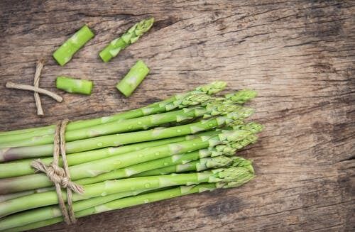 What are the benefits of asparagus and why you should eat it