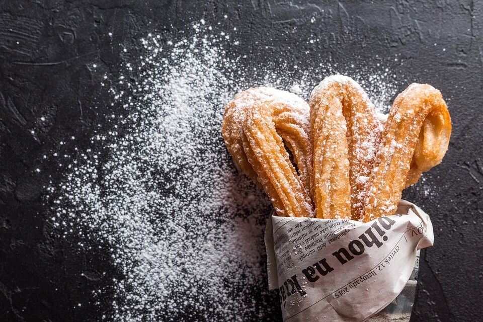 What is churros and how to cook them