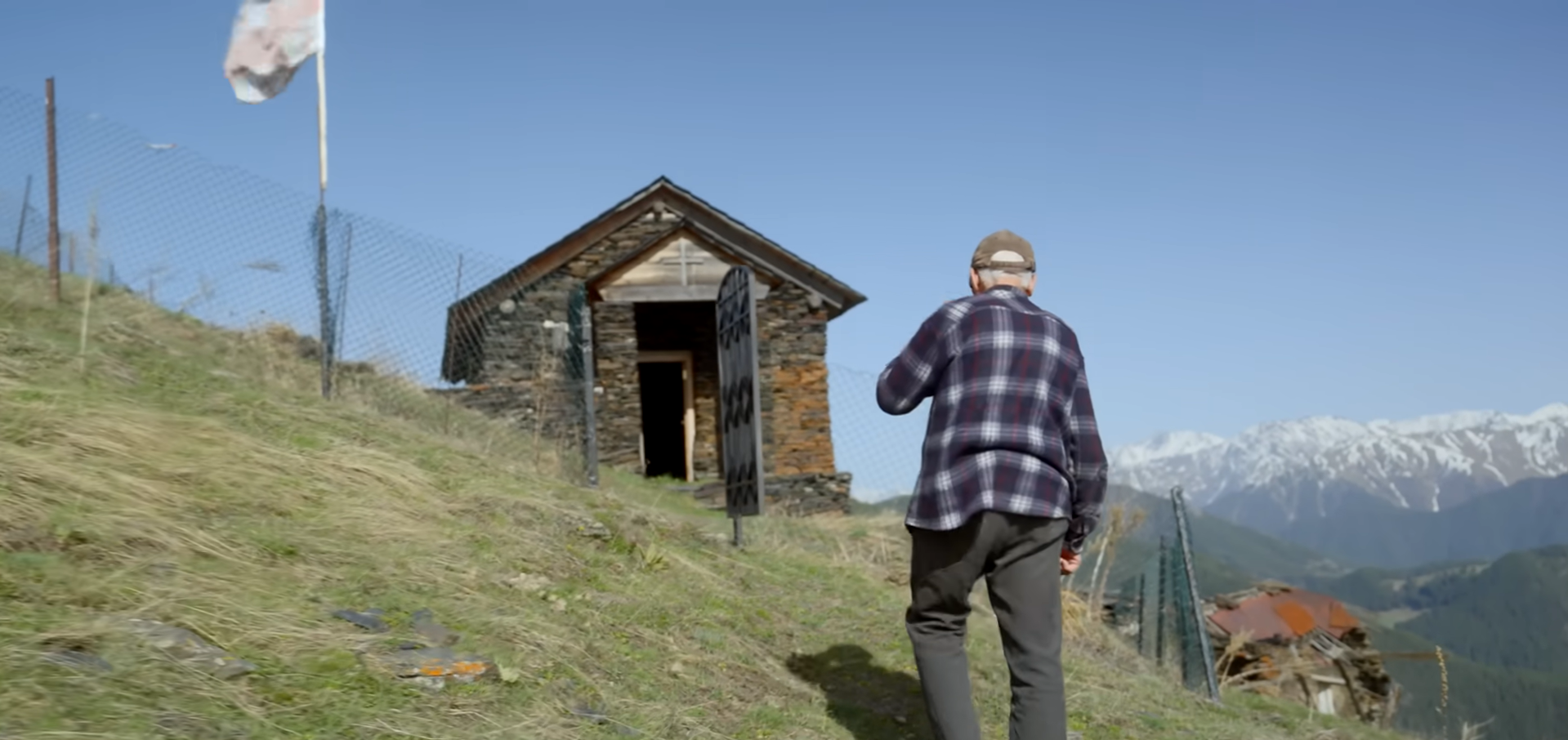 What the highest and most isolated village in Europe looks like: only one person - an 84-year-old man - lives there. Photo and video