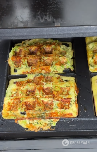 Zucchini waffles with cheese: cooking a versatile summer dish