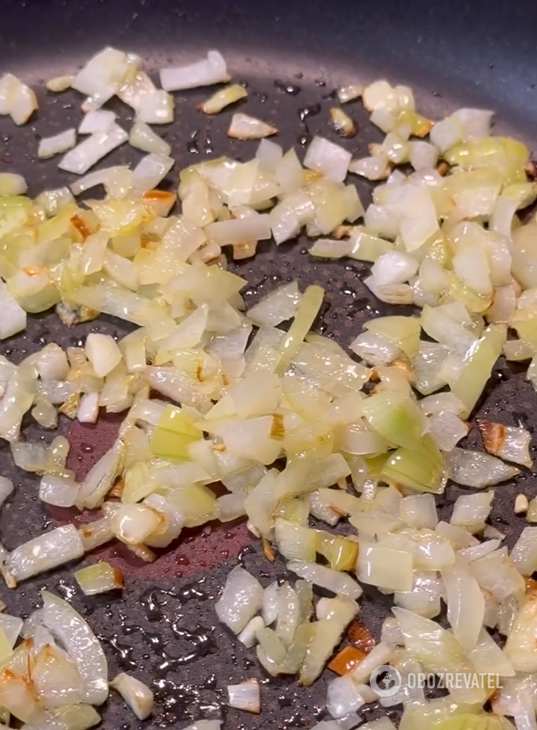 The simplest dinner of minced meat and cabbage: how to cook lazy cabbage rolls without fuss