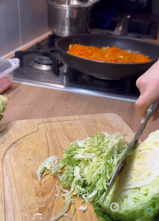 The simplest dinner of minced meat and cabbage: how to cook lazy cabbage rolls without fuss