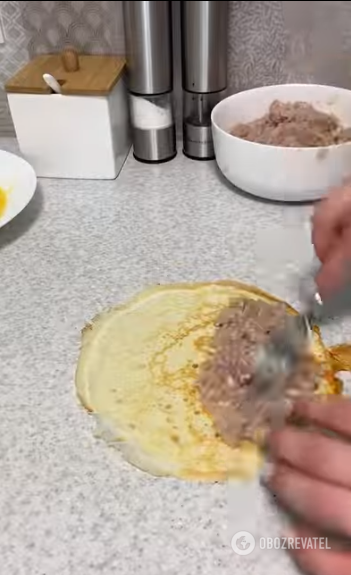 How to make lazy chebureks: no need to roll out the dough