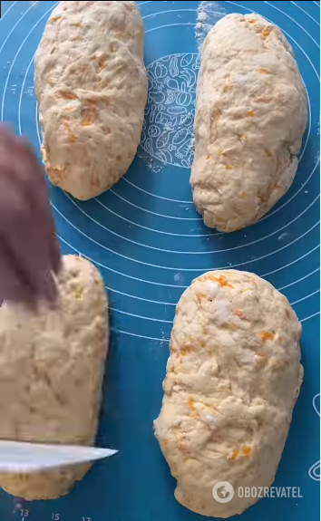How to make fluffy homemade buns: you need one simple ingredient