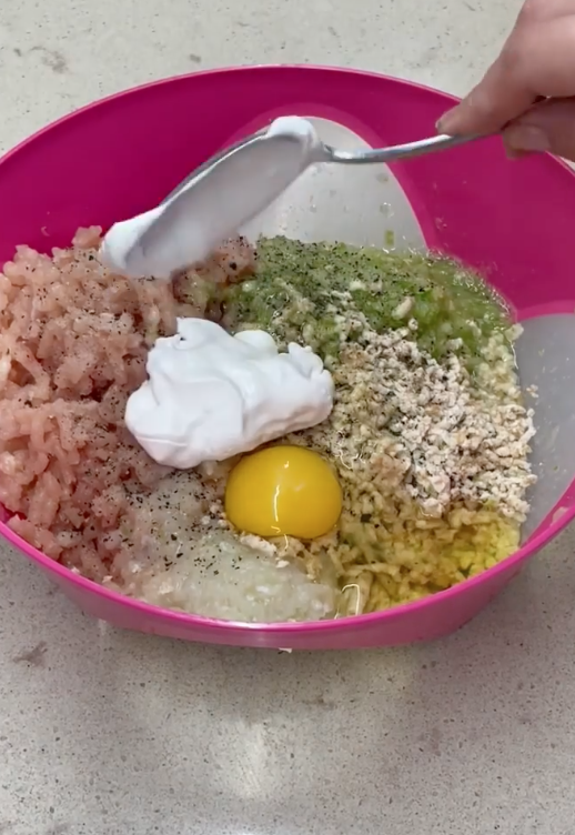 Ready minced meat with zucchini