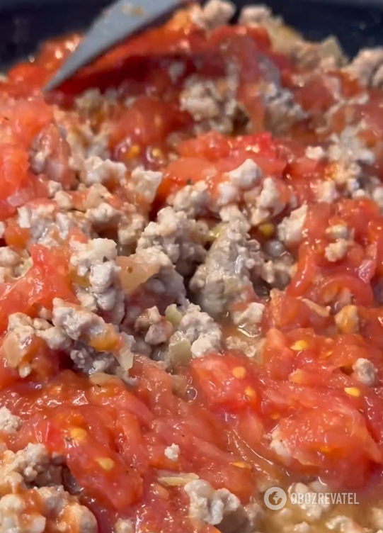 What to cook for lunch from minced meat: a quick and budget dish