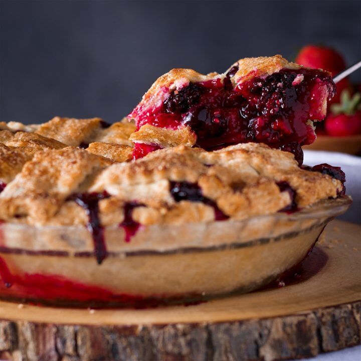 Pie with plum jam