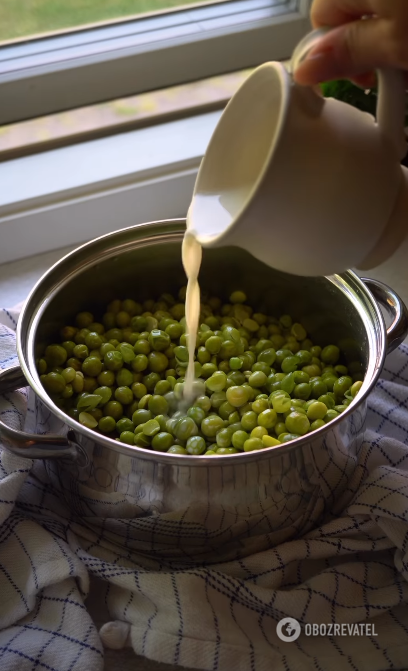 Easy mashed green peas: better than any soup