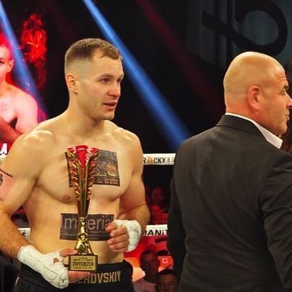 The undefeated Ukrainian boxer won the fight by knockout in two minutes. Video