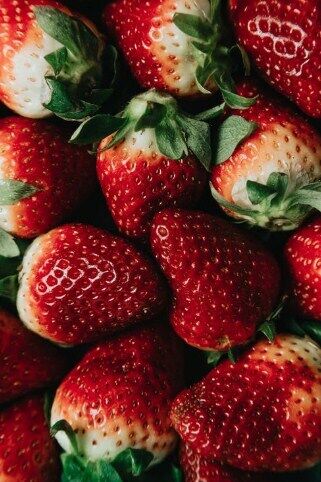 Dessert with strawberries