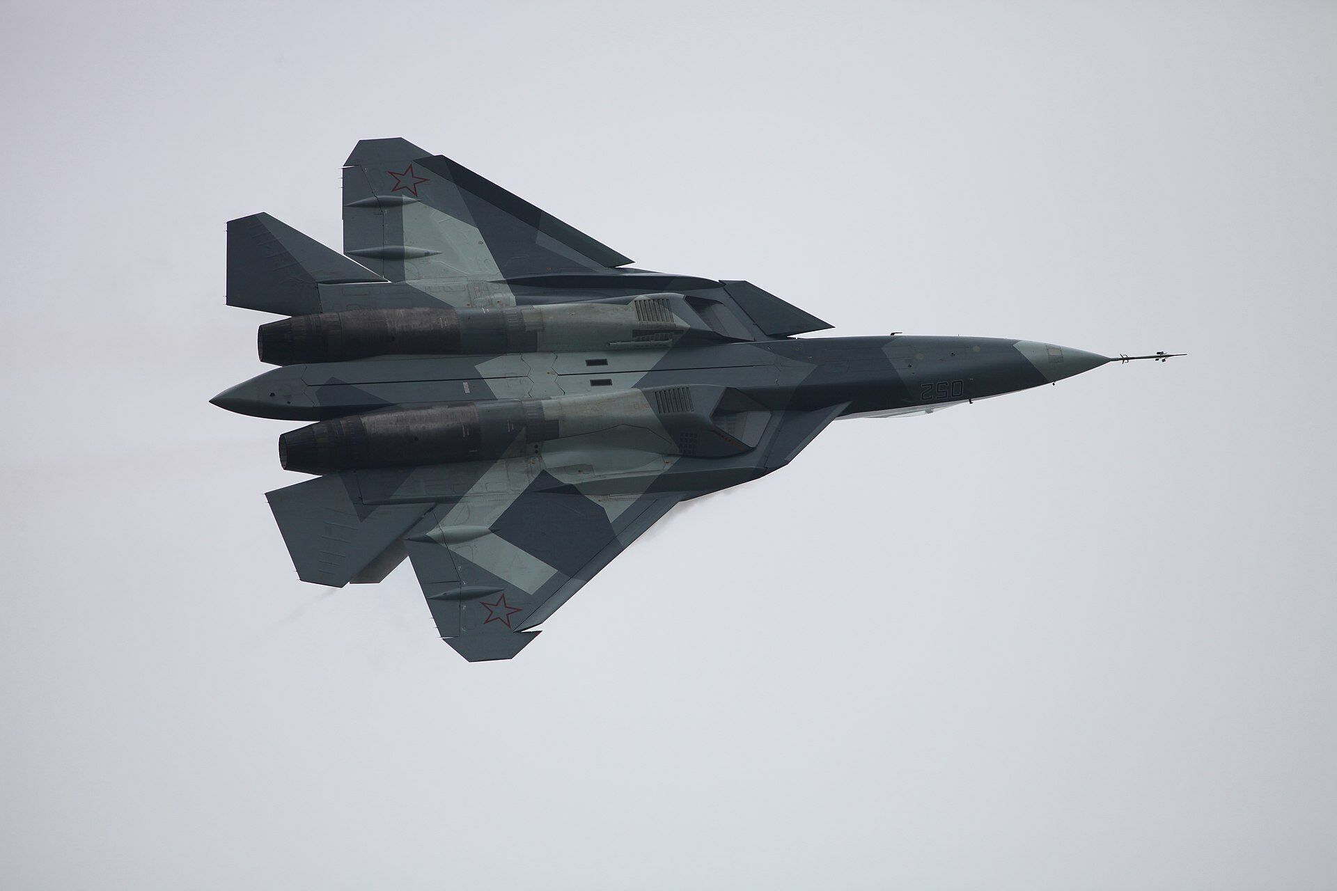 DIU destroys the most advanced Russian Su-57 fighter jet for the first time: images show craters from the explosion and traces of fire