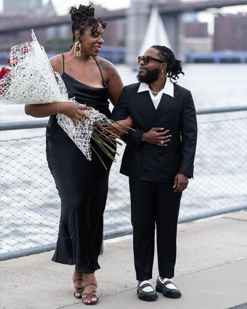 ''People stare at us'': A 29-year-old American woman married a man who is constantly mistaken for her son. Photo of the couple
