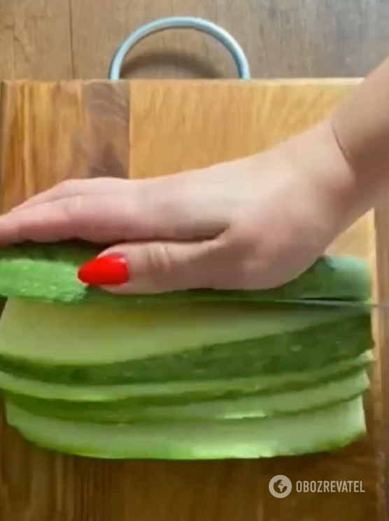 How to make a delicious zucchini spread: a variant of an elementary seasonal appetizer