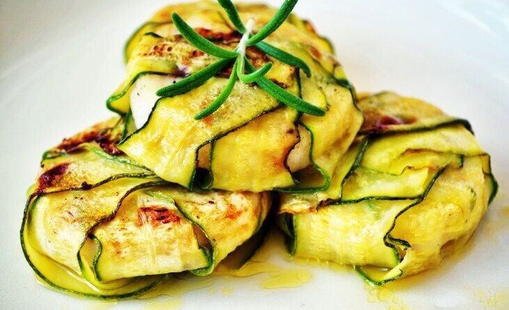 Marinated zucchini with spices