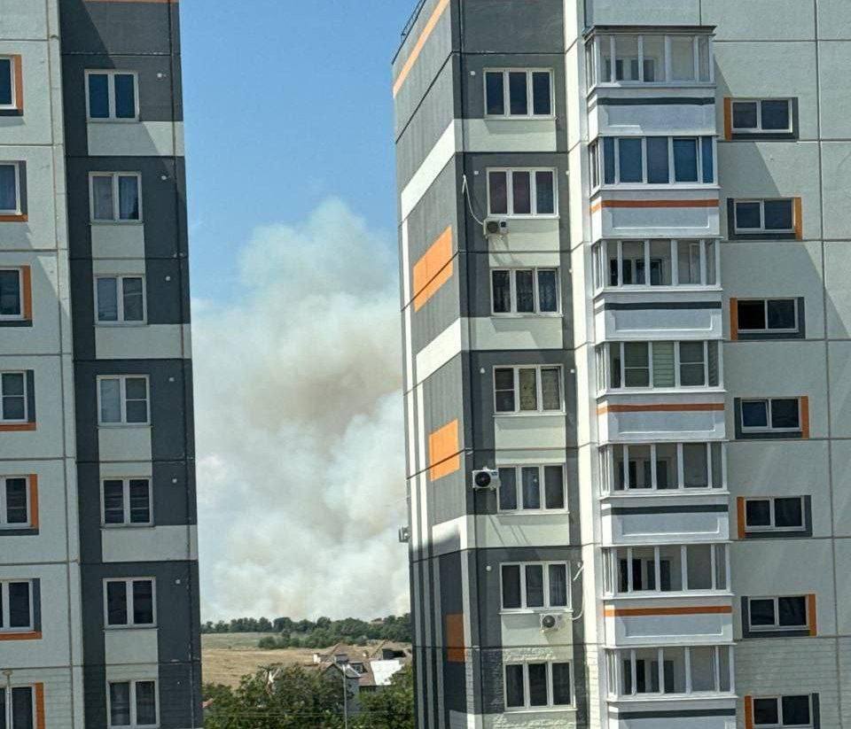 Explosions in occupied Mariupol: reports of an arrival near the airport. Photos and video