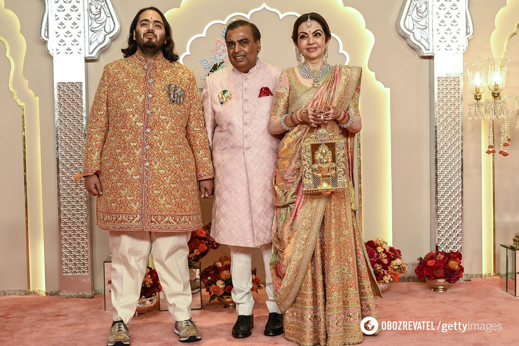 ''Wedding of the year'' kicks off in Mumbai: the Kardashians, John Cena and other stars shine in Indian looks at the $600 million ceremony