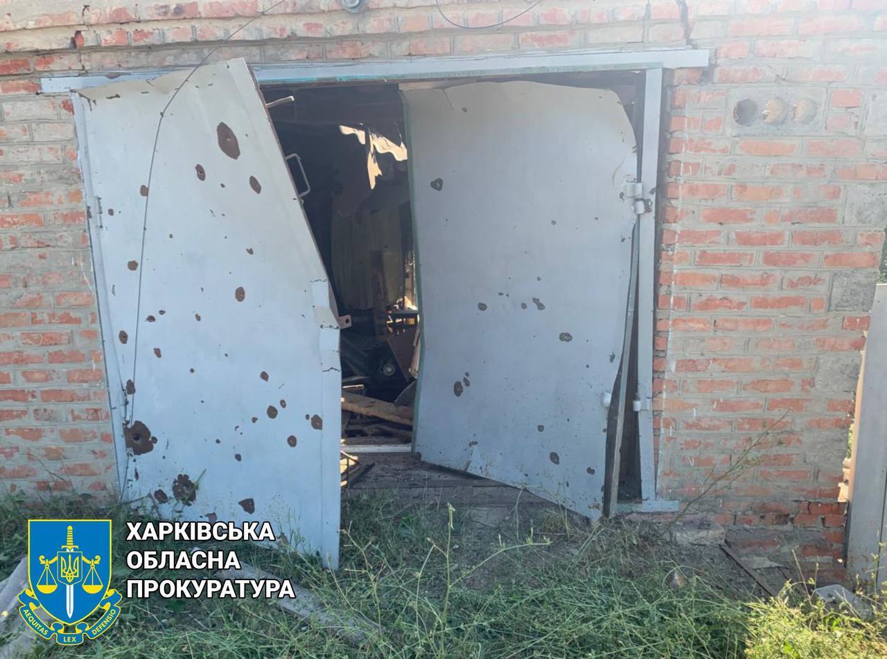 Russians hit Kharkiv region railway station with Iskander missile twice, killing a rescuer and a policeman: dozens of people wounded. Photo and video