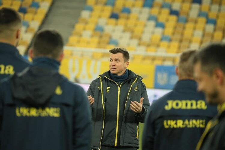 What happened to the Ukrainian national team before the Olympics was called ''absurd'' and ''a great football disgrace''