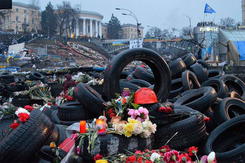 Commemoration of the Heavenly Hundred Heroes on February 20, 2014.