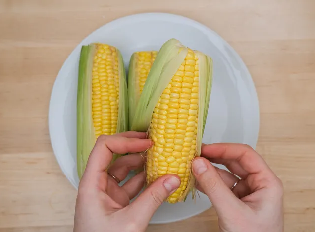 The best way to cook corn on the cob: step-by-step recipe