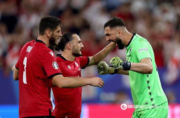 The world's most expensive goalkeeper married a pregnant Georgian woman. Photo