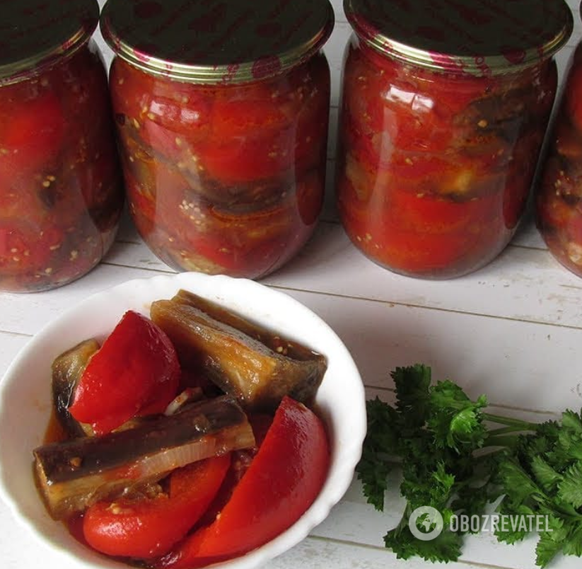 Vegetable salad for the winter with eggplant and peppers: how to prepare the preservation