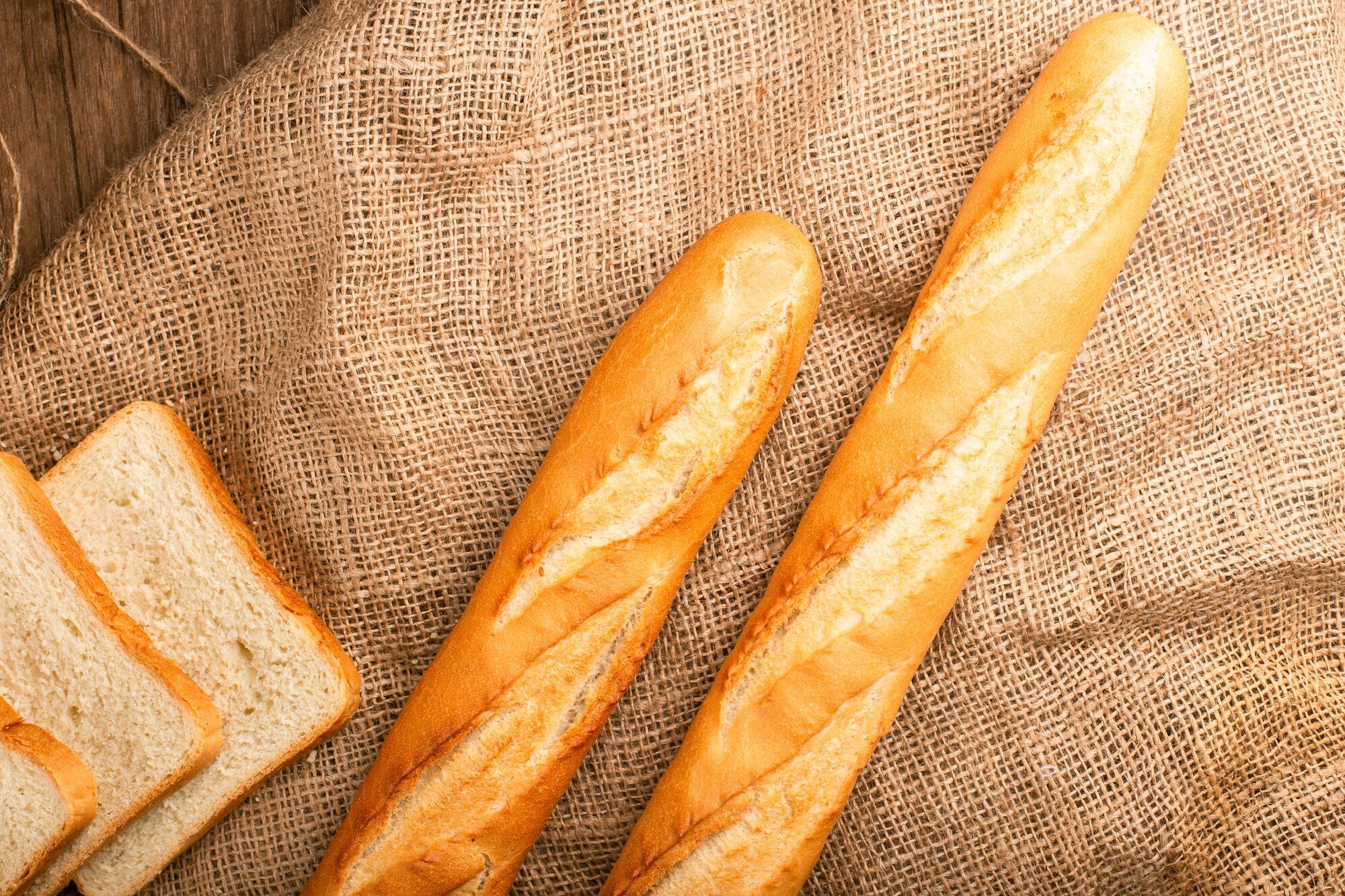 Where not to store bread so that it does not spoil: we tell the nuances