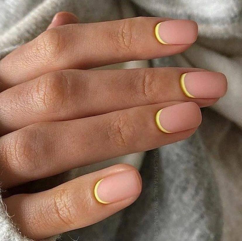 French manicure, but in reverse. 6 nail ideas for those who love originality