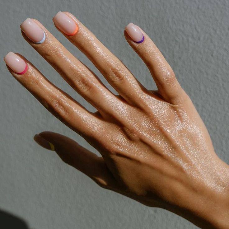 French manicure, but in reverse. 6 nail ideas for those who love originality