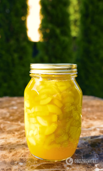 Zucchini jam with pineapple juice: how to use leftover vegetable 